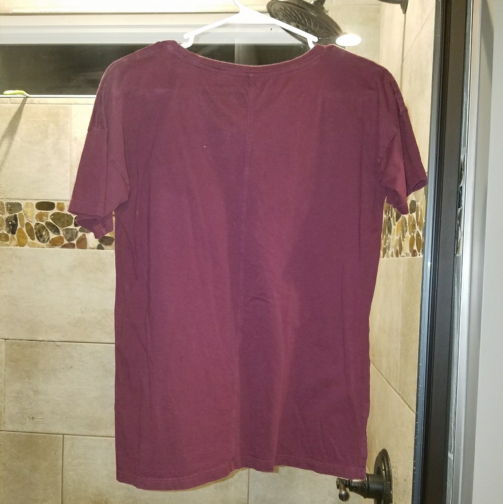 Maroon boyfriend tee - Picture 2 of 5